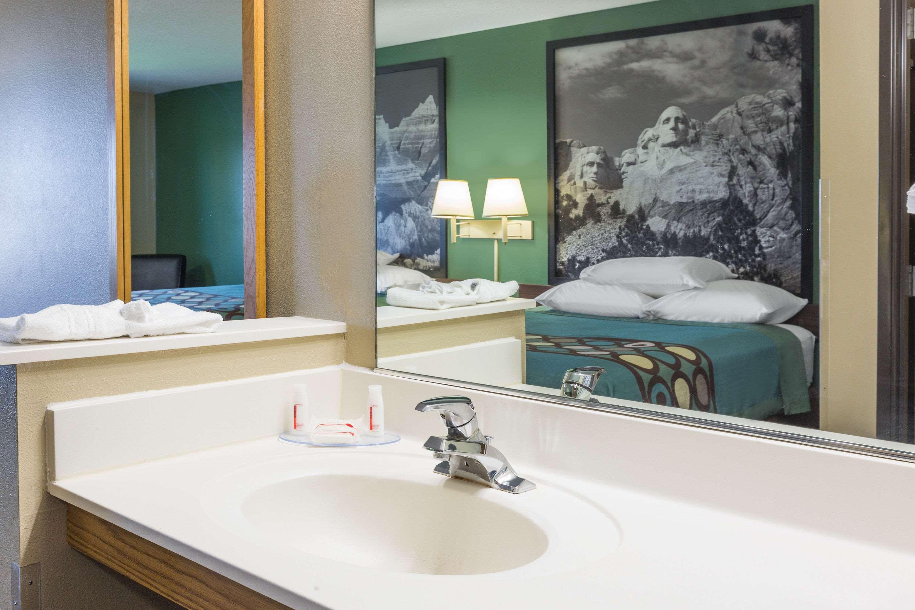 Super 8 By Wyndham Sioux Falls Zewnętrze zdjęcie
